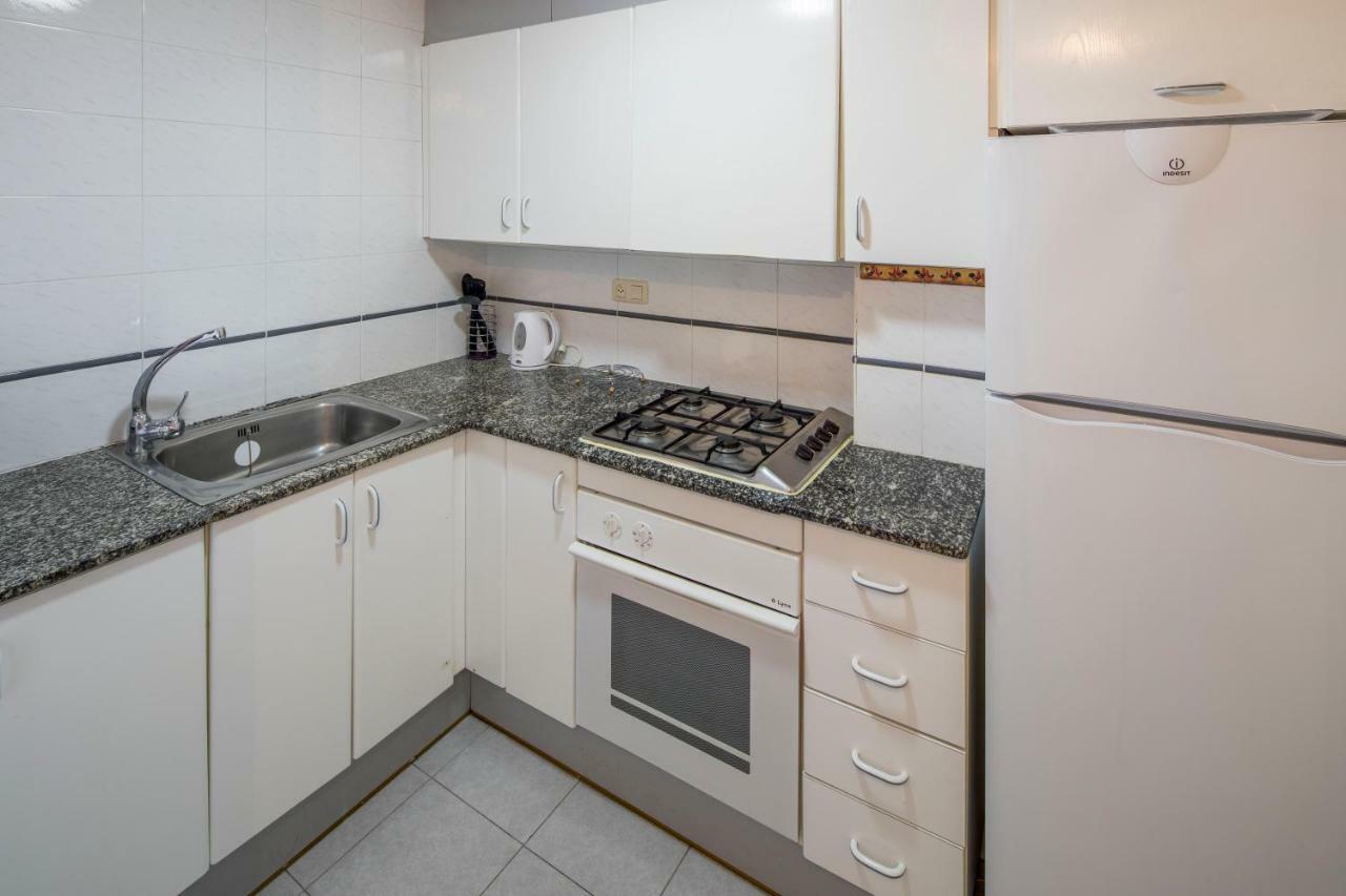 Apartamento Castell De Perelada Girona Exterior photo