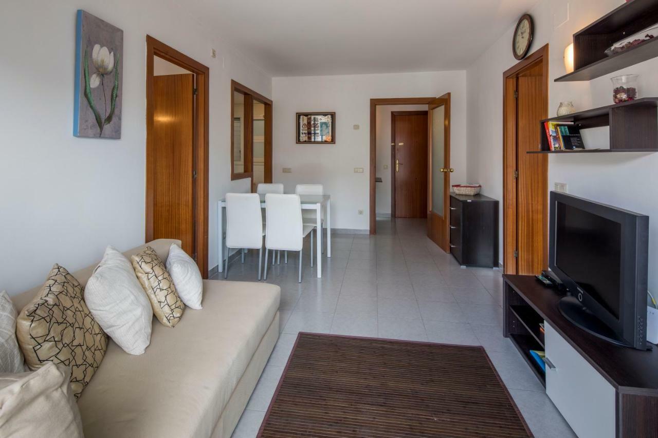 Apartamento Castell De Perelada Girona Exterior photo